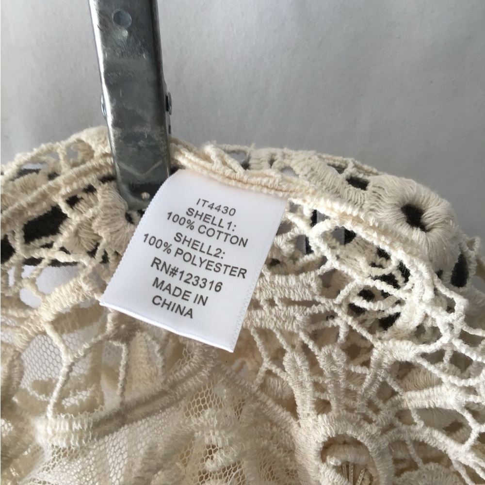 74 Iris Cream Lace Crochet Fringe Top with Camisole - Picture 6 of 7